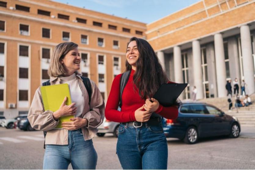 The pros and cons of renting to students: is it the right choice for you?